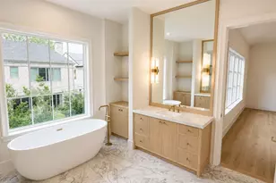 4026 Colquitt St, Houston, TX 77027 - Photo 14
