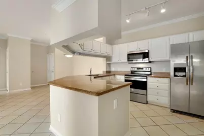 2111 Welch Street #A218, Houston, TX 77019 - Photo 6