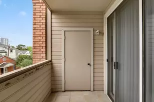 2111 Welch St, Houston, TX 77019 - Photo 18