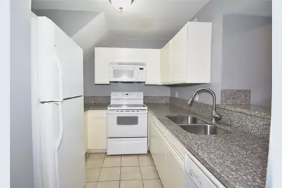 10811 Richmond Avenue #76, Houston, TX 77042 - Photo 12