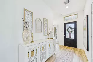 4323 Banfield Hills Ln, Baytown, TX 77521 - Photo 6