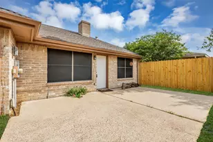 11827 Brook Meadows Ln, Meadows Place, TX 77477 - Photo 32
