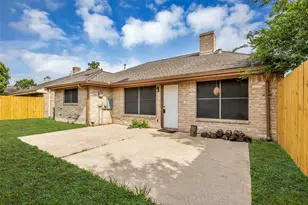 11827 Brook Meadows Ln, Meadows Place, TX 77477 - Photo 34