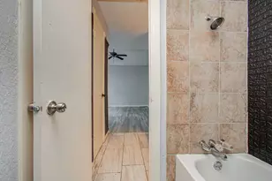 5710 Easthampton Dr, Houston, TX 77039 - Photo 24