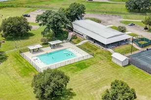 1720 Flintlock Ct, Angleton, TX 77515 - Photo 42