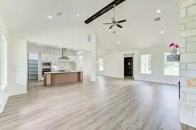 1720 Flintlock Court, Angleton, TX 77515 - Photo 14
