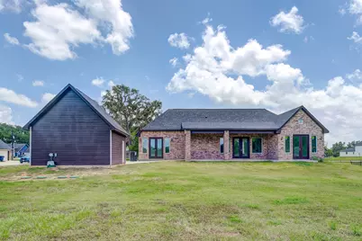 1720 Flintlock Court, Angleton, TX 77515 - Photo 36