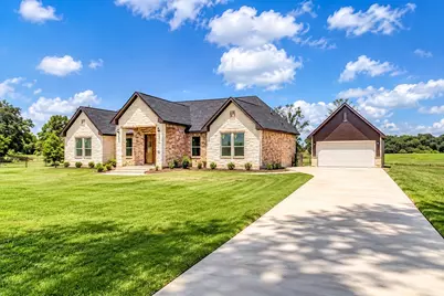 1720 Flintlock Court, Angleton, TX 77515 - Photo 2