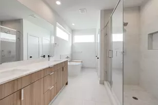 4402 Santorini Ln, Houston, TX 77045 - Photo 16