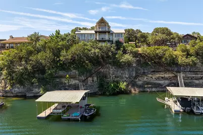 4846 Travis Oaks Drive, Marble Falls, TX 78654 - Photo 4