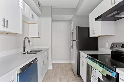 9707 Richmond Avenue #73, Houston, TX 77042 - Photo 4