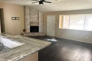 1735 Jo Ann Ln, Sugar Land, TX 77498 - Photo 8