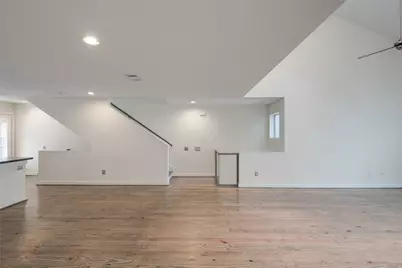 807 Robin Street, Houston, TX 77019 - Photo 22