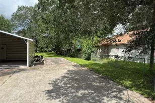 411 Church St, El Campo, TX 77437 - Photo 8