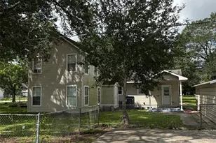 411 Church St, El Campo, TX 77437 - Photo 10