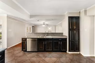 10134 Hanka Dr, Houston, TX 77043 - Photo 30