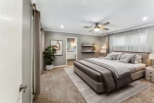 10134 Hanka Dr, Houston, TX 77043 - Photo 12