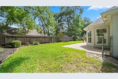 18 Windsor Drive, Conroe, TX 77304 - Photo 28