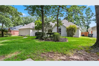 18 Windsor Drive, Conroe, TX 77304 - Photo 4
