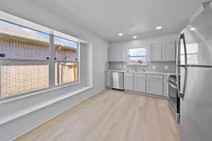 5203 Panay Park Dr, Houston, TX 77048 - Photo 6