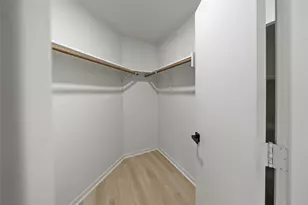 5203 Panay Park Dr, Houston, TX 77048 - Photo 14