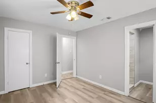 3210 Valley Brook Dr, La Porte, TX 77571 - Photo 16