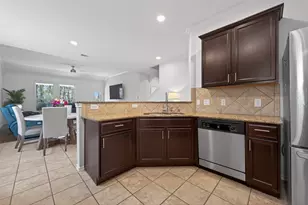 1712 Balsam Spruce Cir, Conroe, TX 77301 - Photo 12