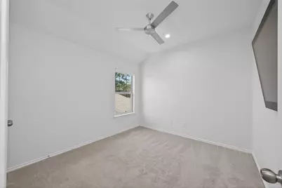 1712 Balsam Spruce Circle, Conroe, TX 77301 - Photo 38