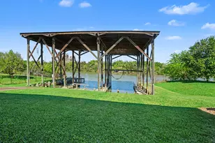 2208 Elton St, Baytown, TX 77520 - Photo 38