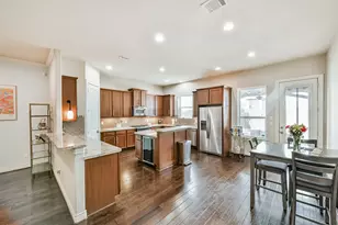 1321 Laird St, Houston, TX 77008 - Photo 6