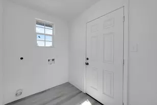 214 N Hagerman St, Houston, TX 77011 - Photo 16
