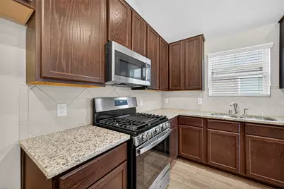 11643 Colossal Oak Drive, Houston, TX 77066 - Photo 18