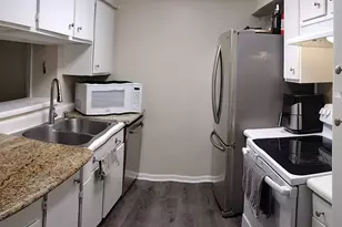 3085 Walnut Bend Ln, Houston, TX 77042 - Photo 6