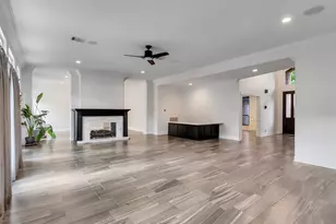 15906 Redwood Pl Dr, Houston, TX 77079 - Photo 12