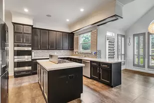 15906 Redwood Pl Dr, Houston, TX 77079 - Photo 18