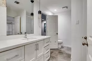 15906 Redwood Pl Dr, Houston, TX 77079 - Photo 36