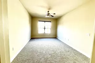 2525 McCue St Rd, Houston, TX 77056 - Photo 8