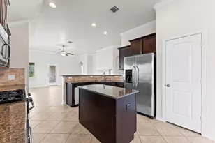 2043 Plum Rose Ln, Richmond, TX 77469 - Photo 14