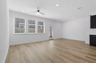 7720 Inwood Grv Ln, Houston, TX 77088 - Photo 8