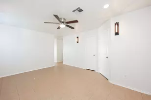 1723 Howth Ave, Houston, TX 77051 - Photo 4