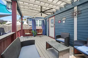 1519 17th St, Galveston, TX 77550 - Photo 38