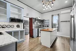 1519 17th St, Galveston, TX 77550 - Photo 6