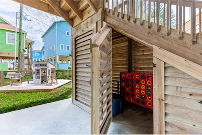 1326 Sunrise, Crystal Beach, TX 77650 - Photo 40