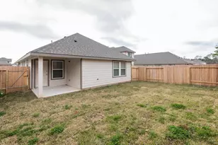22091 Cascade Mountain Dr, Porter, TX 77365 - Photo 2