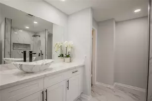6402 Modesto Dr, Houston, TX 77083 - Photo 14