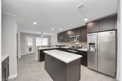 4118 Windjammer Court, Seabrook, TX 77586 - Photo 6
