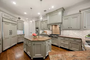 13310 Apple Tree Rd, Houston, TX 77079 - Photo 2