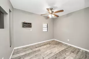 8119 Concho St, Houston, TX 77036 - Photo 34