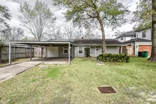 6430 Saxet St, Houston, TX 77055 - Photo 2