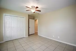 6430 Saxet St, Houston, TX 77055 - Photo 14